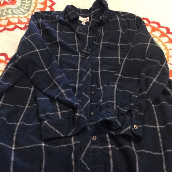 Blue and white flannel - Picture 3 of 3